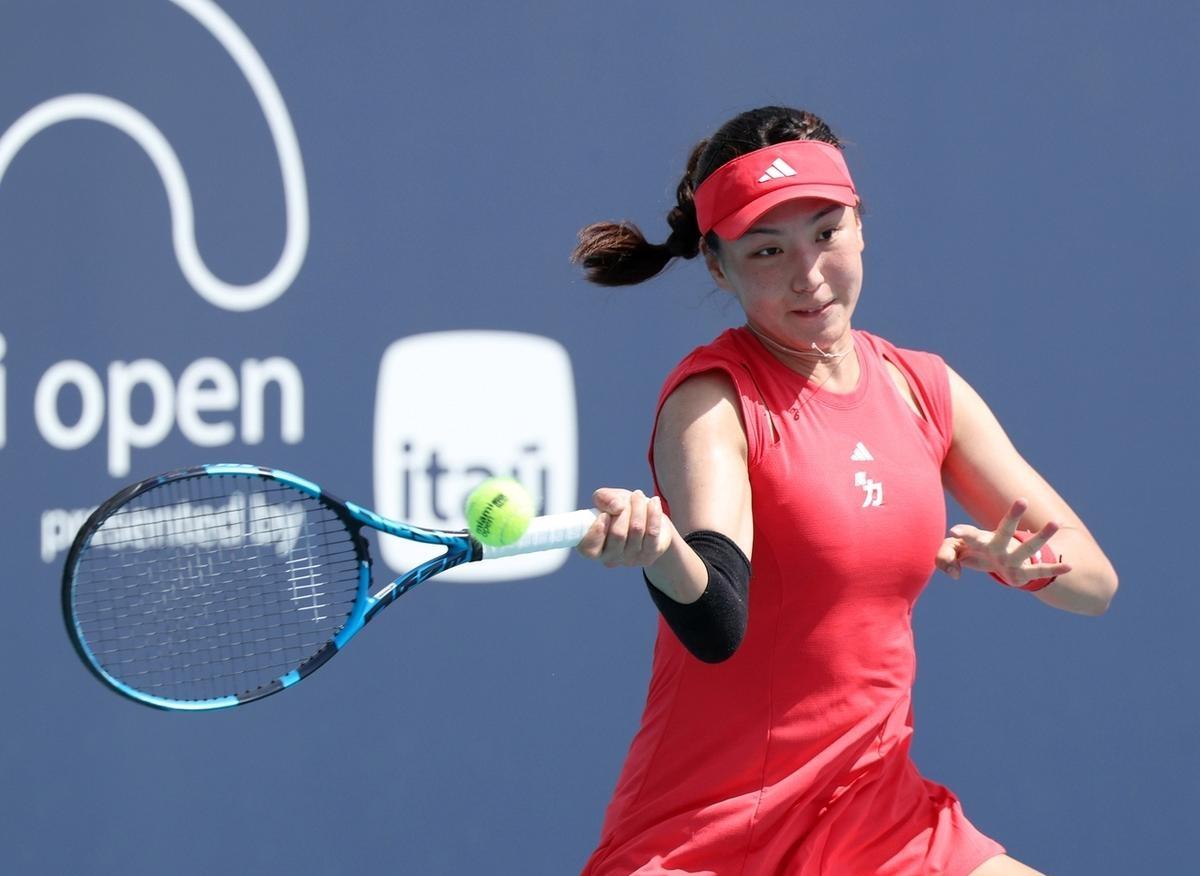 九游手游平台-阿扎伦卡连续三场比赛得分超过大比分获胜，DWG不断突破！比赛高潮迭起的简单介绍