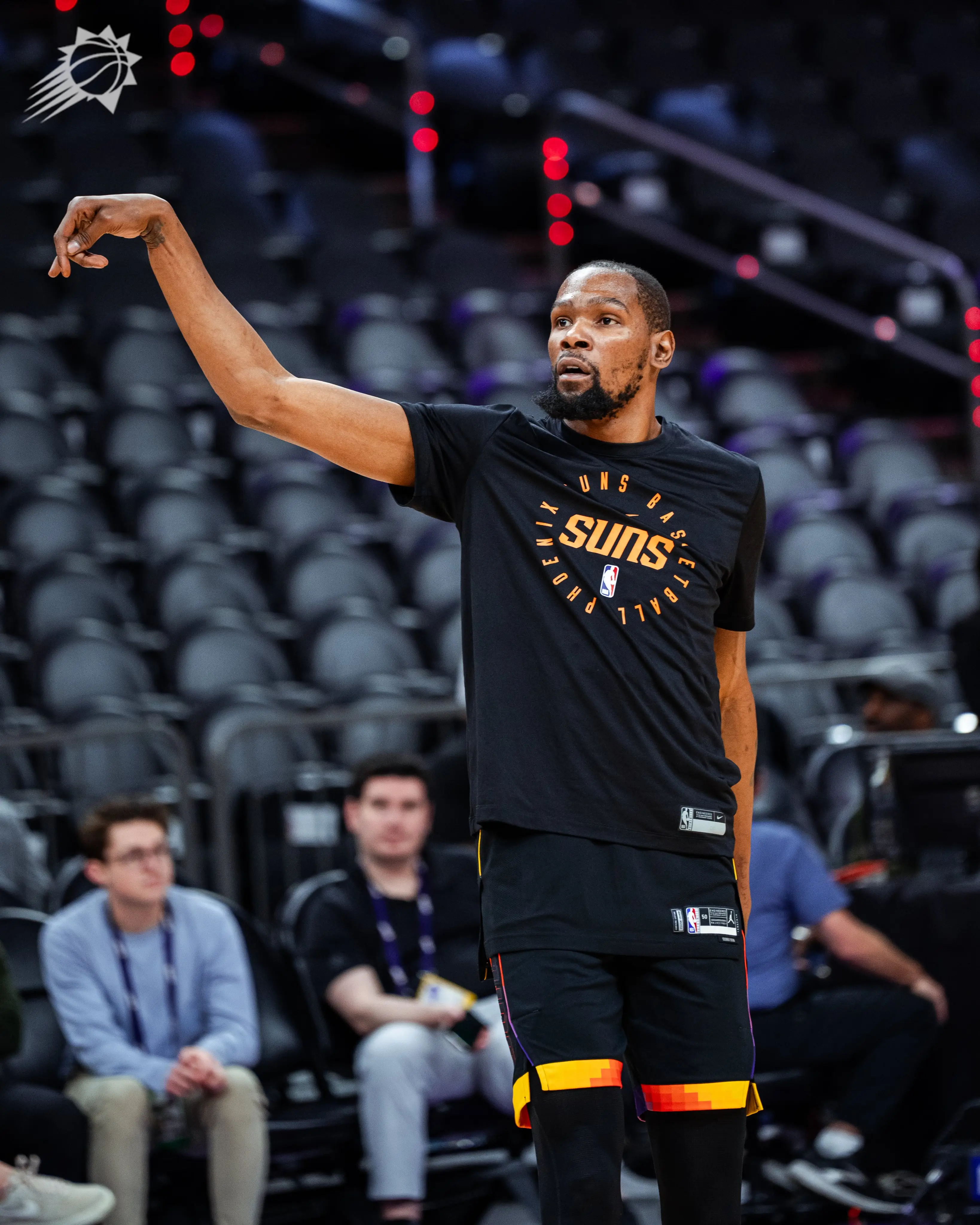 九游游戏盒-杜兰特意外战胜老鹰，领先优势明显引爆全场！比赛高潮迭起的简单介绍